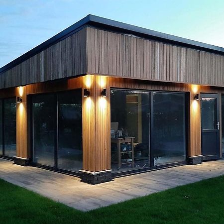 Luxe Recreatie Bungalow No 10 Scherpenisse Bagian luar foto