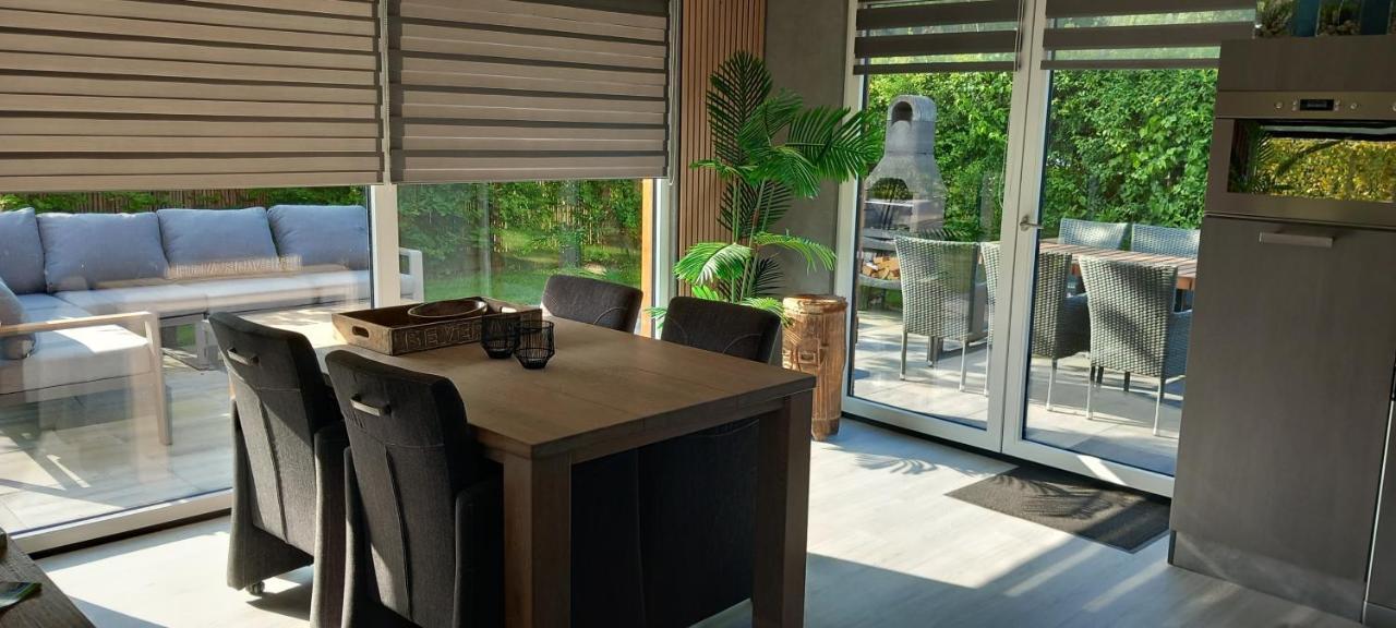 Luxe Recreatie Bungalow No 10 Scherpenisse Bagian luar foto